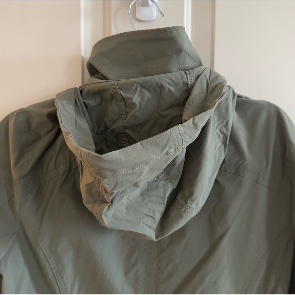 L.L. BEAN | Weather Resistant Softshell Jacket - Picture 9 of 14